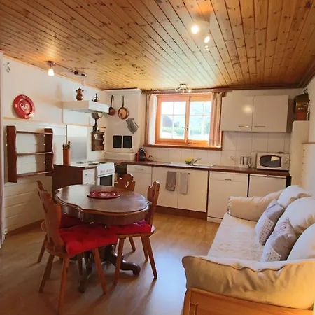 Caroline Apartament *